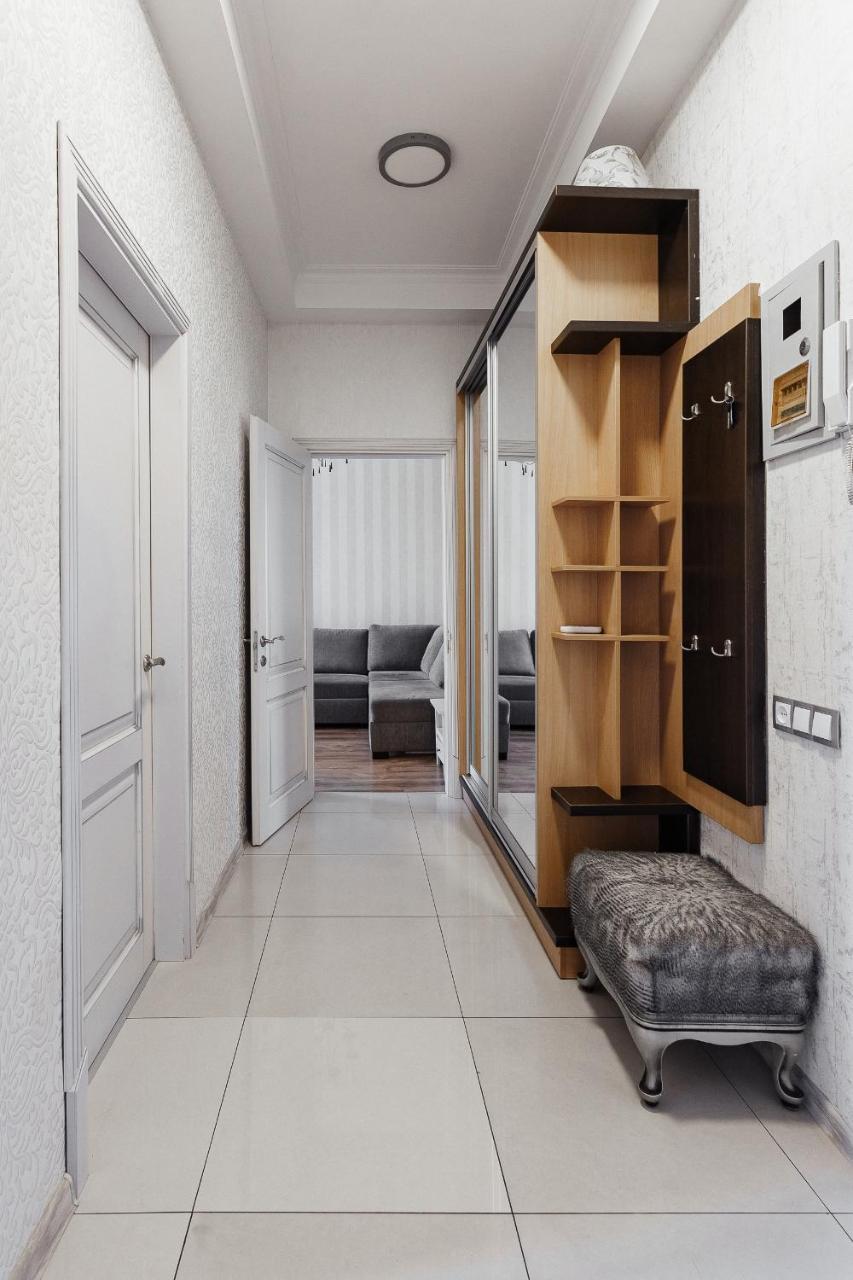 2 Bedroom On Deribasovskaya Str. Odesa Exterior photo