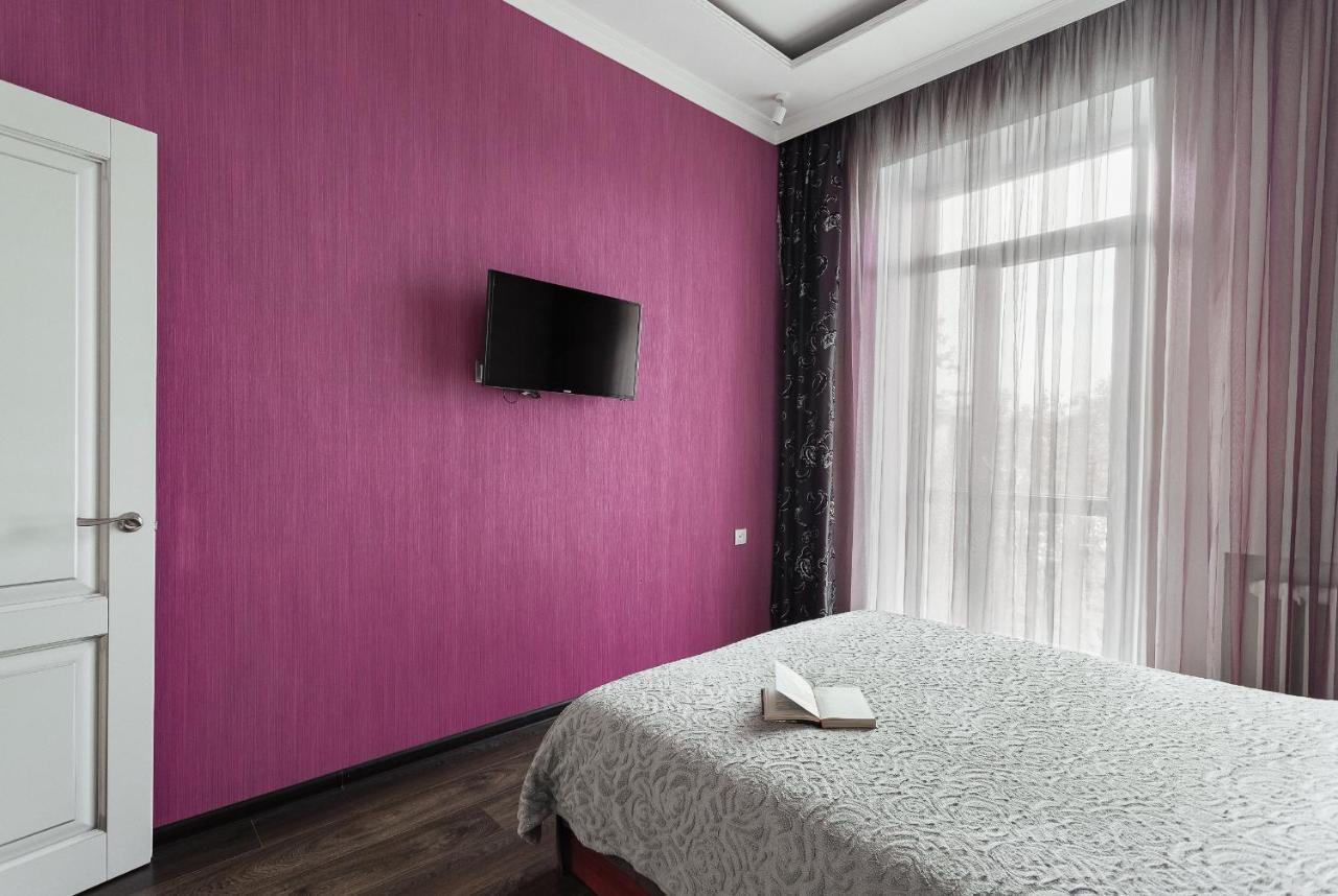 2 Bedroom On Deribasovskaya Str. Odesa Exterior photo
